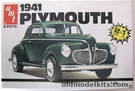 AMT 1/25 1941 Plymouth Model P-12 - Four Passenger Coupe, 6583 plastic model kit